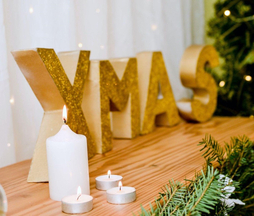 Choosing the Perfect 9-Foot Christmas Tree